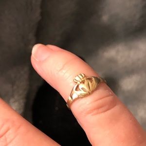 10kt Celtic Claddagh ring.